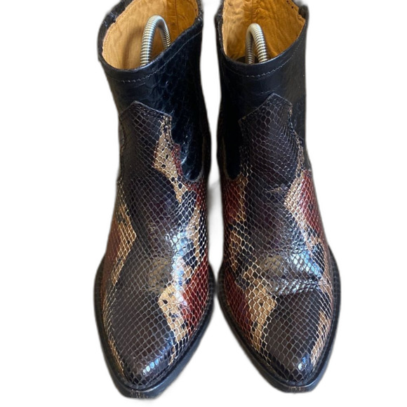 Zara Textured Snake Skin Pointed Toe Boots Fall/Winter Collection Size: EU 37 - Picture 10 of 10